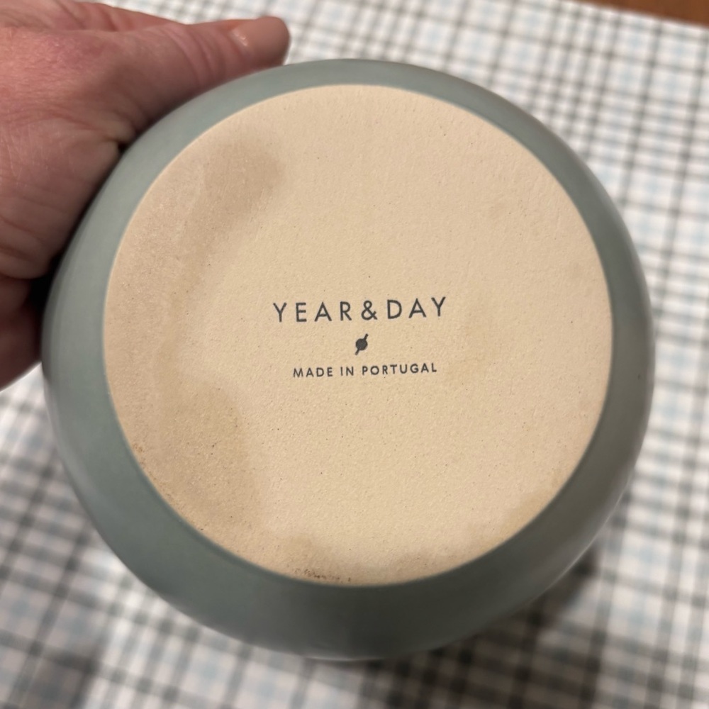 Year And Day Ceramic Salt Cellar - Picture 4 of 5